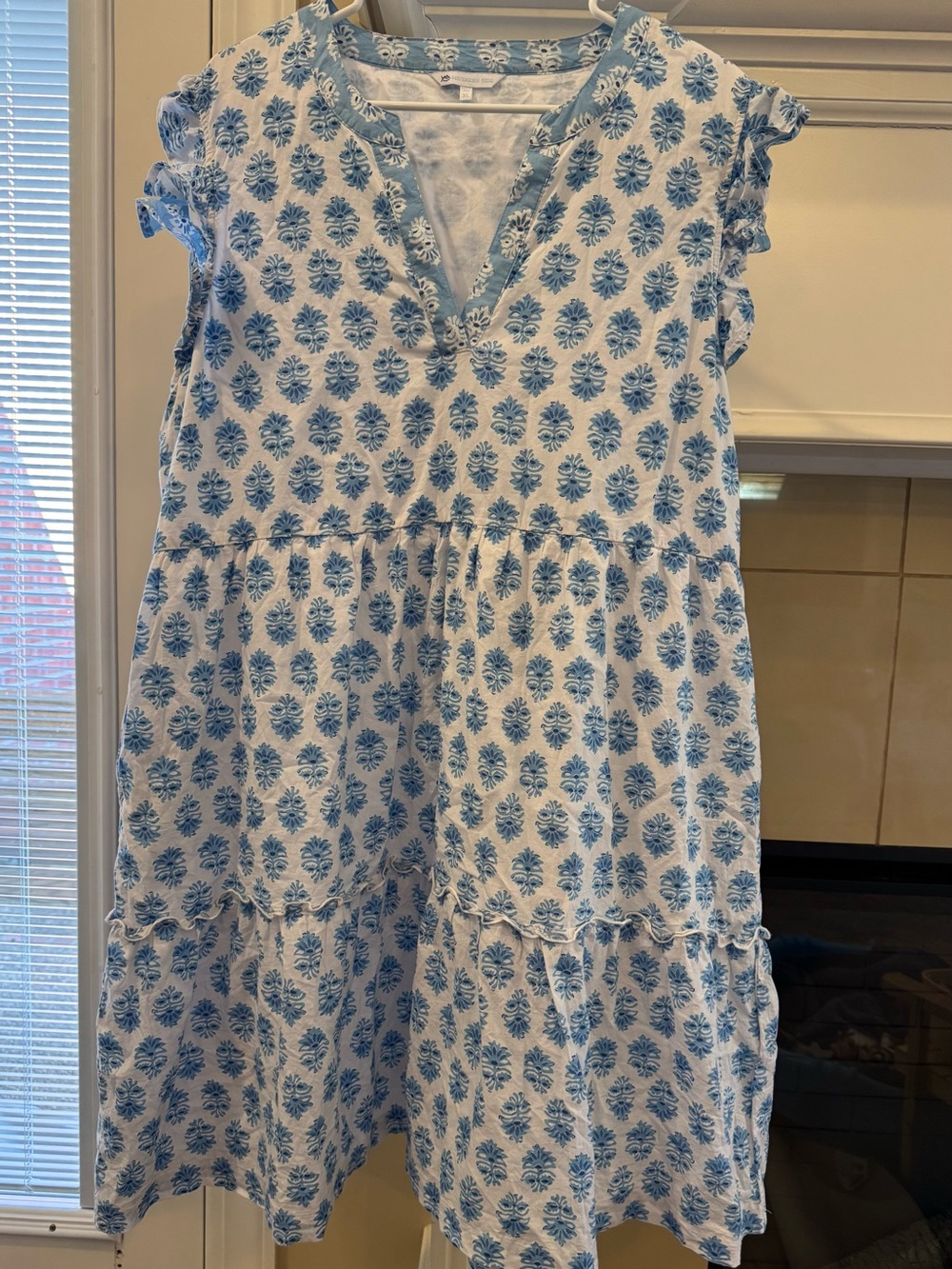 Southern Tide Blue and White Floral V-Neck Tunic
